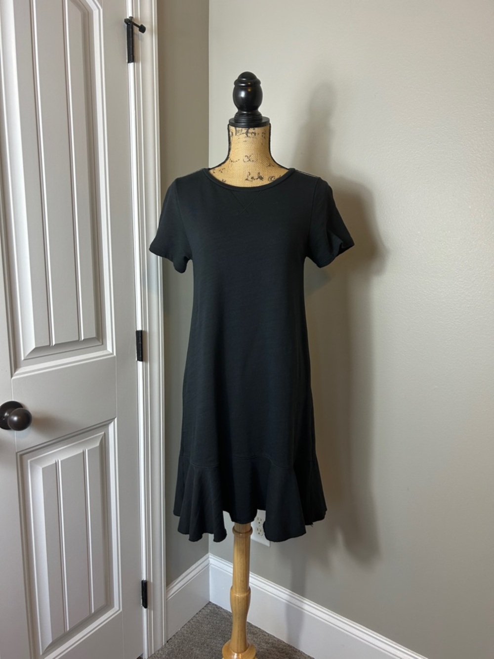 Lilla P Dress small